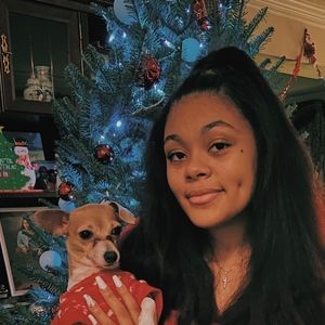 Meet your Posher, Ashley